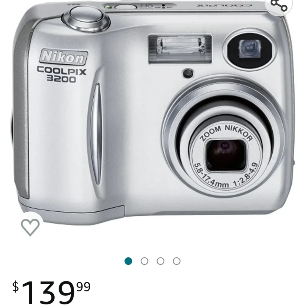 Camera Nikon Coolpix 3200 w/case